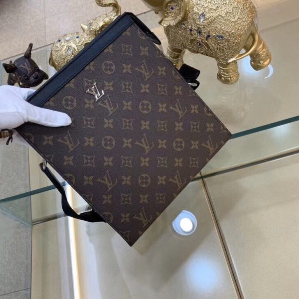 Túi đeo chéo da bò Louis Vuitton – LKM460