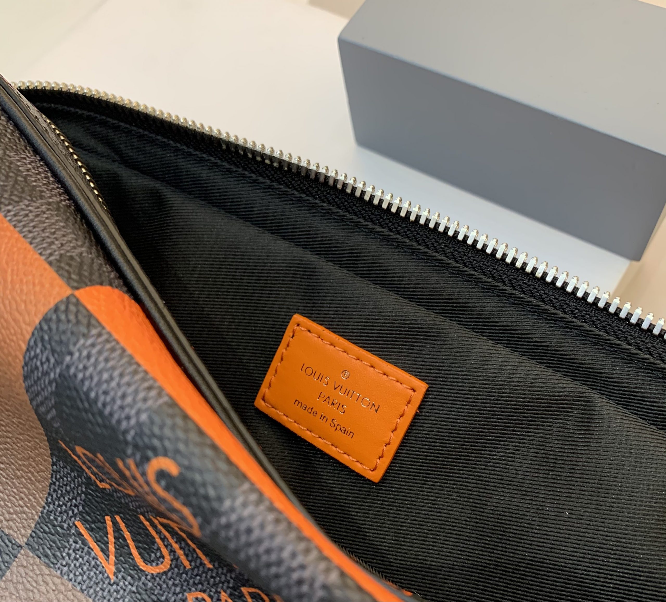 Túi đeo chéo nam cao cấp hiệu Louis Vuitton bản new 2023 - LKM118 - LOUIS  KIMMI