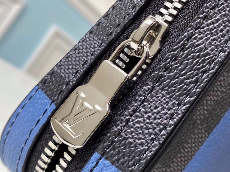 Túi đeo chéo nam hàng hiệu Louis Vuitton - bản mới nhất 2023 - LKM126 -  LOUIS KIMMI