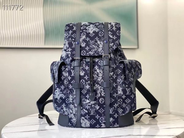 Balo local brand Davies - Original Plastic Backpack. DAVIES BRAND ®