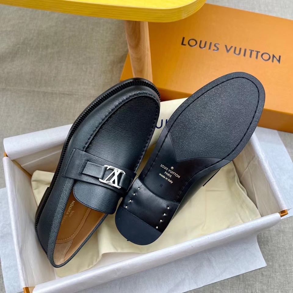 Giày lười Louis Vuitton Monte Carlo khóa logo đen siêu cấp like auth 99