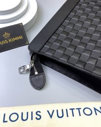 Clutch-hàng-hiệu-Louis-Vuitton